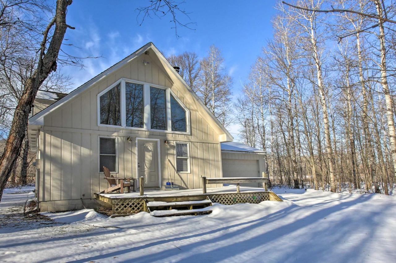 Lakes Of The North Home On Snowmobile And Atv Trail! Mancelona المظهر الخارجي الصورة