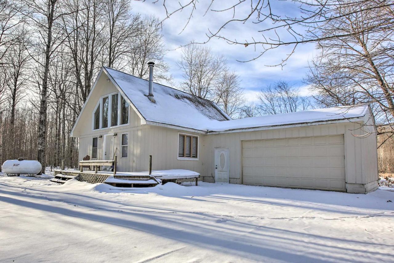 Lakes Of The North Home On Snowmobile And Atv Trail! Mancelona المظهر الخارجي الصورة